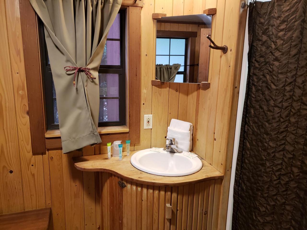 Riverside Campground & Cabins Big Sur Quarto foto